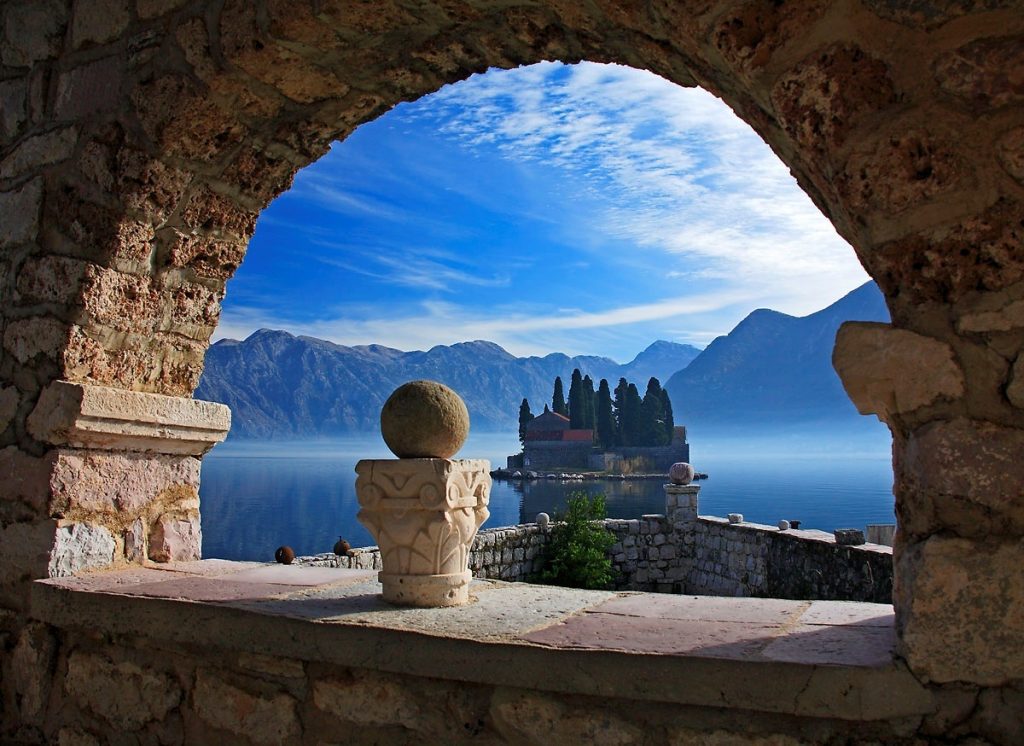 (Montenegro)–VisitingpearloftheMediterranean4[1]